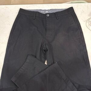 Old Navy men’s pants ultimate straight. Black. Size 30x32. Hardly worn!